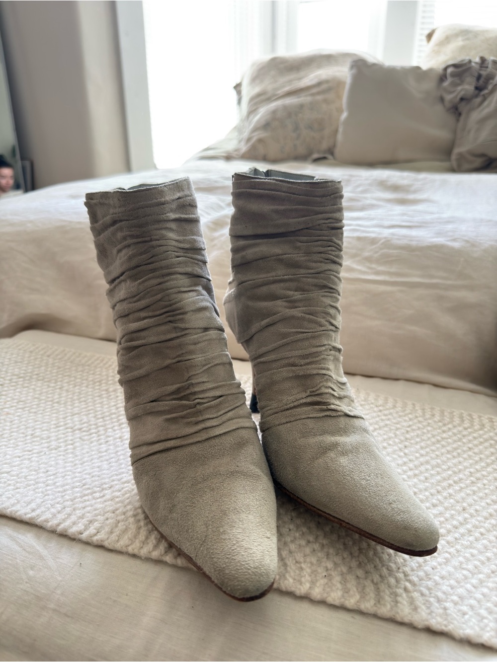 Manolo Blahnik Ankle Boots in Light Taupe Suede
